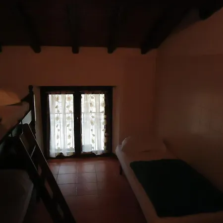 Rifugio Alpetto Di Torno Hostel