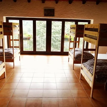 Hostal Rifugio Alpetto Di Torno Sormano